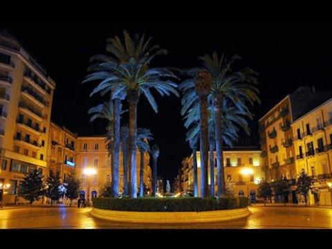 Il Pavone Hotel Tarente Buitenkant foto