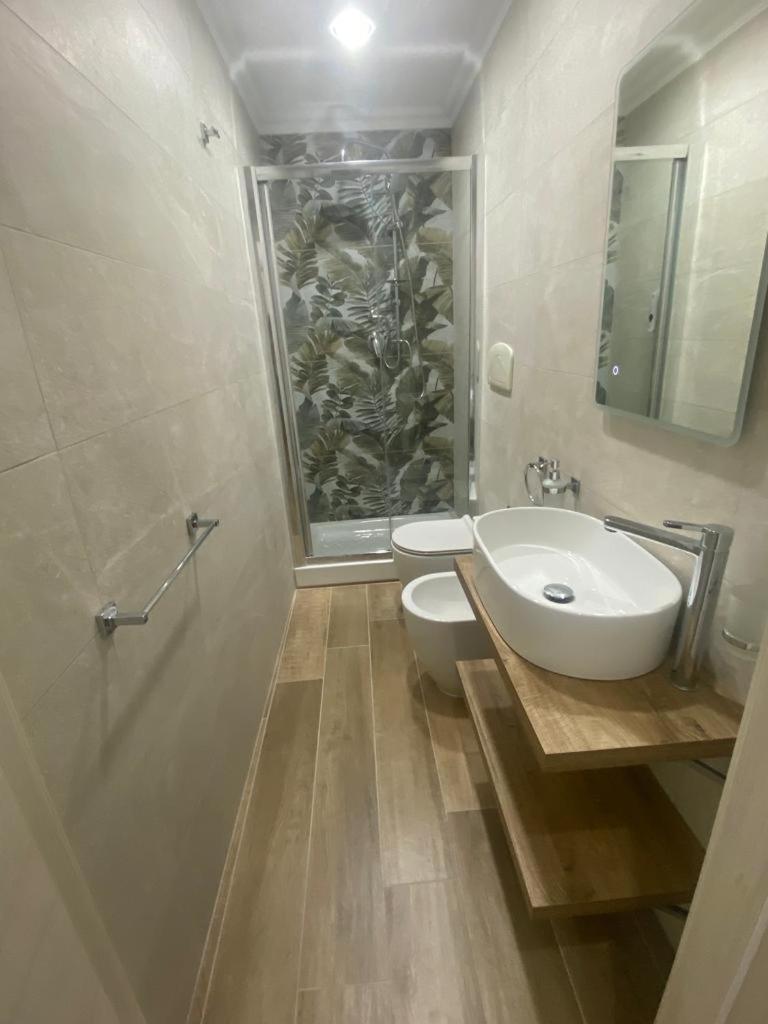 Il Pavone Hotel Tarente Buitenkant foto